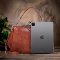 Lorelei | Elegante Vintage-Henkeltasche mit zeitlosem Charme