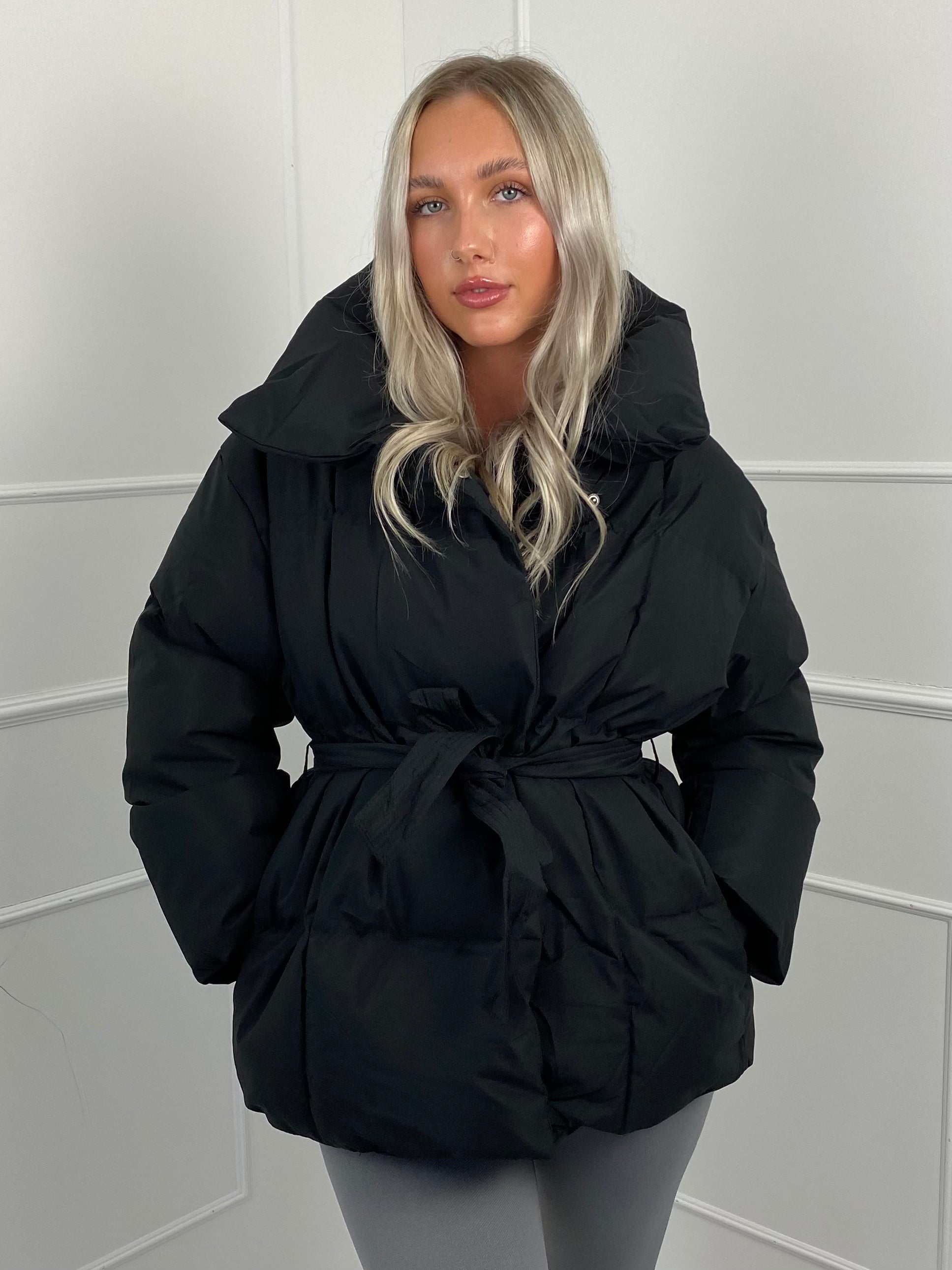 Elina™ | Gesteppte Kurzjacke mit Taillengürtel
