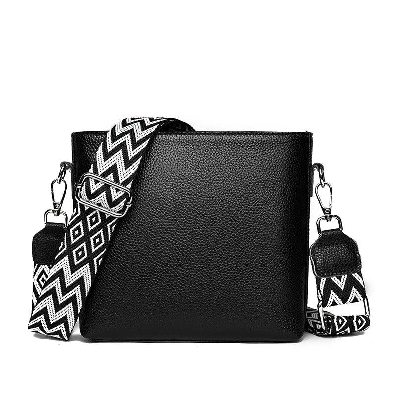 Matilda | Finnisches PU Leder Schultertasche