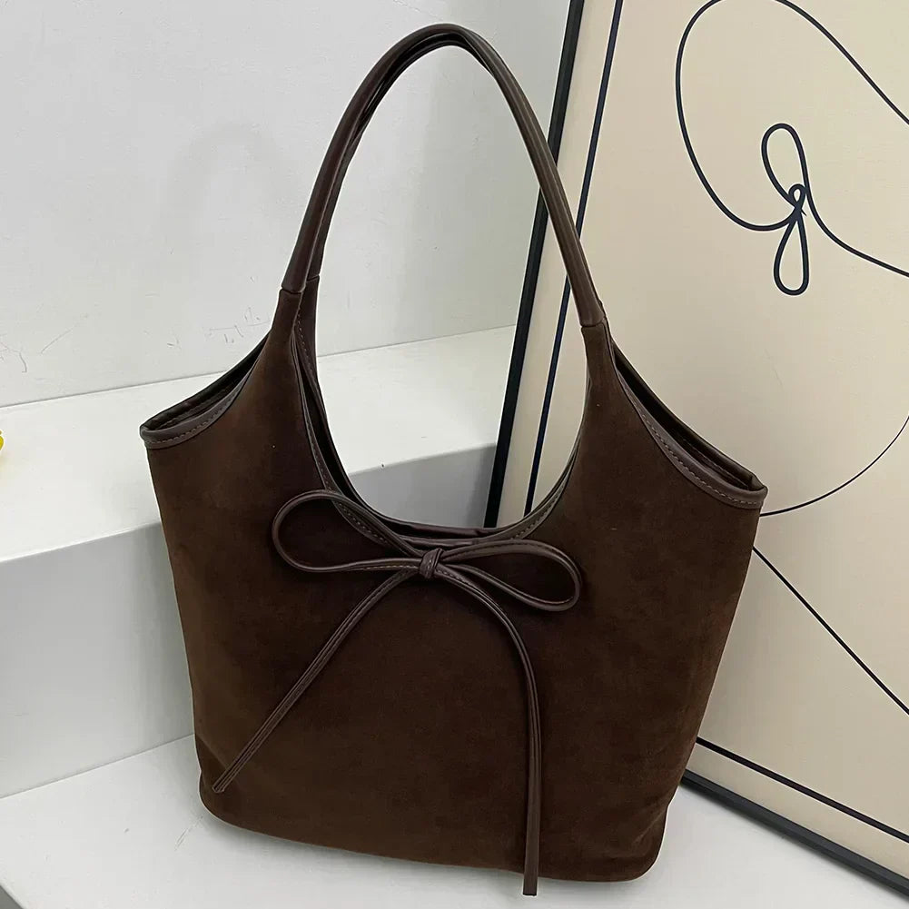 CELINA | Beuteltasche mit Knoten