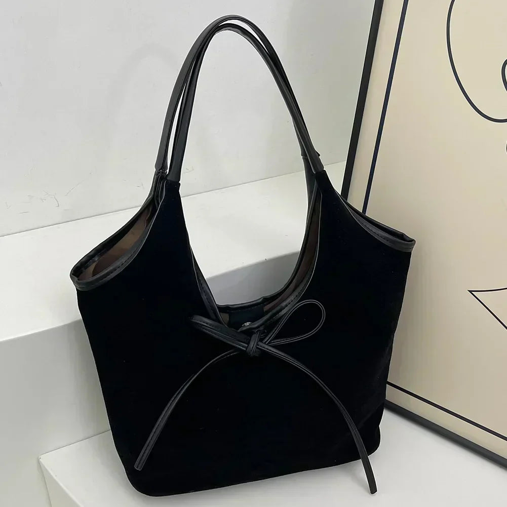 CELINA | Beuteltasche mit Knoten